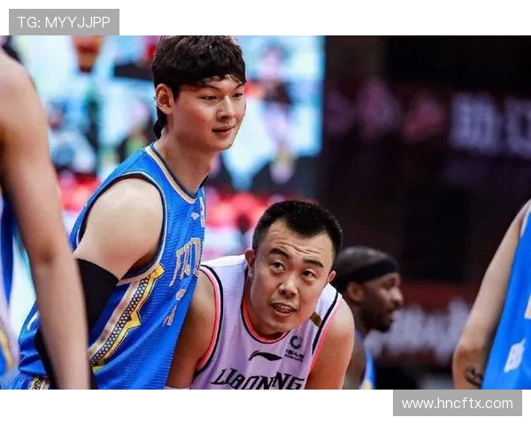 成都篮球队强势领跑城市联赛积分榜以90分稳居第一位