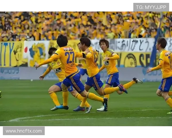 山形山神与山口雷的精彩对决揭示了足球战术与团队精神的完美结合